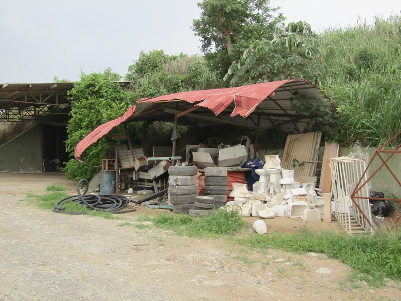 File:House on Isla Perico.jpg