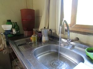 Kitchen tap 4.jpg